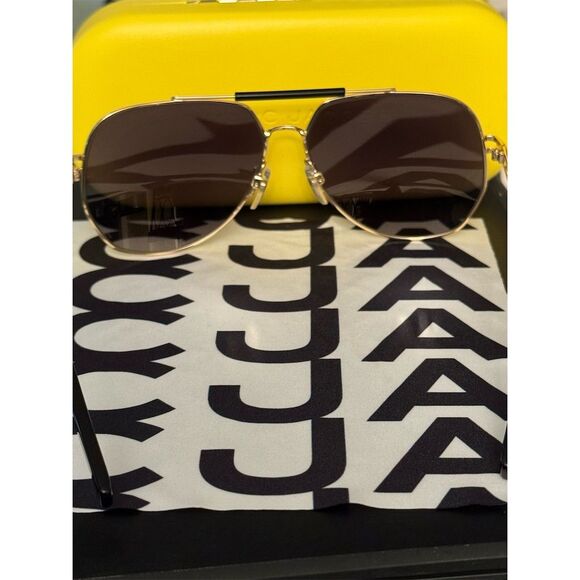 Marc Jacobs Unisex Square Sunglasses Black Gradient Lens UV400 - Picture 11 of 14